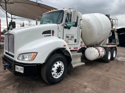 
										Mixer Kenworth T460 año 2014  321000 KM  Motor Cummins completo									
