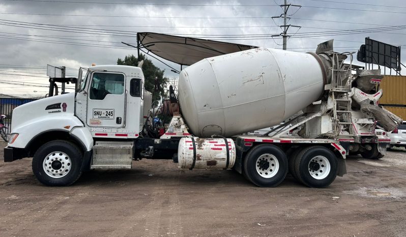 
								Mixer Kenworth T460 año 2014  321000 KM  Motor Cummins completo									
