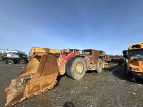 Cargador de bajo pefil Sanvik Toro 1400 año 1988 ubicacion CANADA USD $18500 EXW