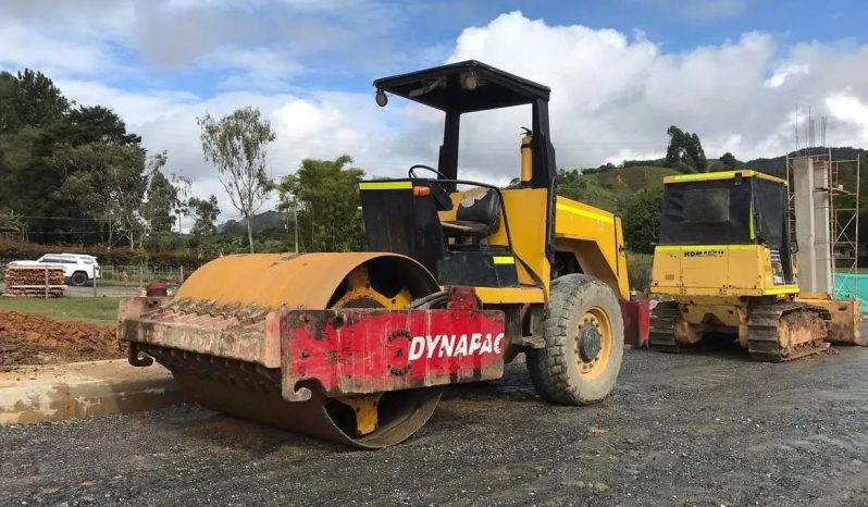 
								Vibrocompactador Dynapac CA152 7.5 ton. año 1997 completo									