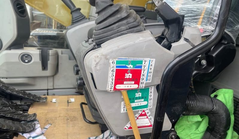 
								Excavadora Caterpillar 312E año 2015 horas 13400 precii, $ 275.000.000 ubicacion Colombia completo									