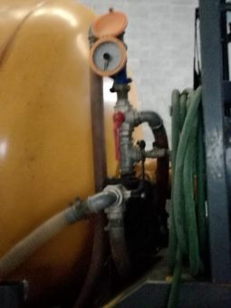 
										Autohormigonera Dieci F7000 capacidad 5 M3pesaje electronico año 2007 horas 1200 precio 28.000,00 € EXW Europa completo									