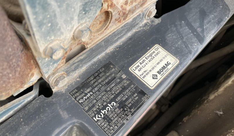 
								Compactador Bobag BW 151 AD-5 año 2015 peso 7600 precio € 27.200,00 EXW. completo									