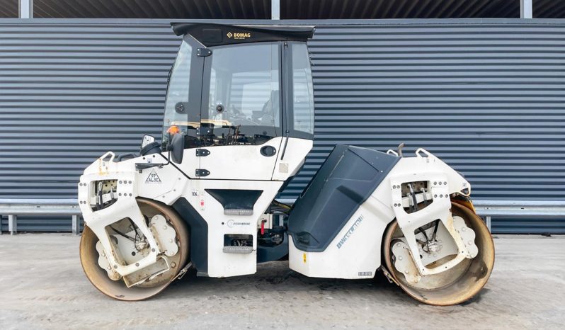 
								Compactador Bobag BW 151 AD-5 año 2015 peso 7600 precio € 27.200,00 EXW. completo									