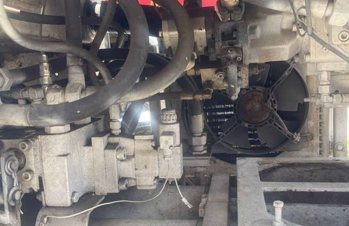 
								Bomba de concreto SCHWING SP 500 año 2007 completo									