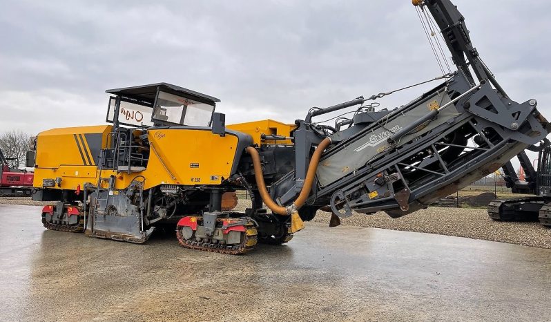 
								Fresadora Wirtgen W250 año 2013 año 2013 horas 8636  £122,049 EXW Ubicacion Europa completo									