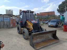 
										Retroexcavadora Caterpillar 420D año 2007 cabinada completo									