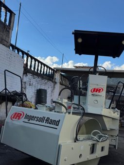 
										Vibrocompactador Ingersoll Rand DD65 año 1996  estador 10.10 completo									