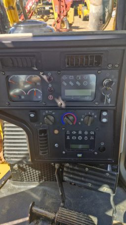 Bulldozer Caterpillar D6T año 2018 horas 7000 disponibilidad inmediata