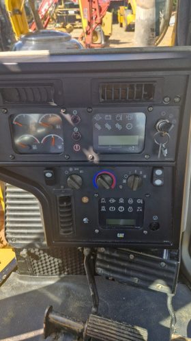 Bulldozer Caterpillar D6T año 2018 horas 7000 disponibilidad inmediata