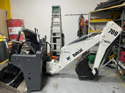 Brazo accesoio para minicargador año 2008 horas 2500