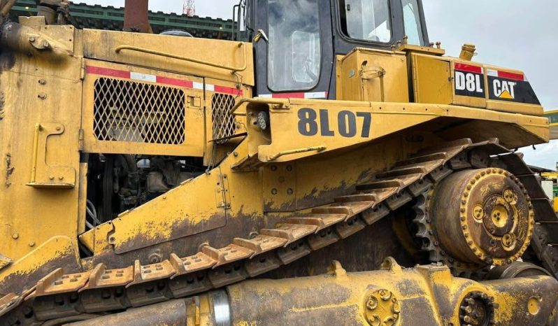 
								Bulldozer Caterpillar D8L 2000 con ripper Colombia completo									