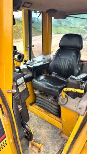 Bulldozer Caterpillar D6N GLP año 2008  ubicacion Colombia