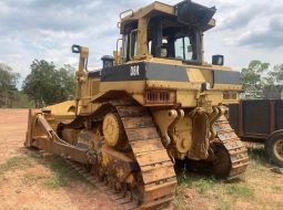 
										Bulldozer Caterpillar D8R completo									