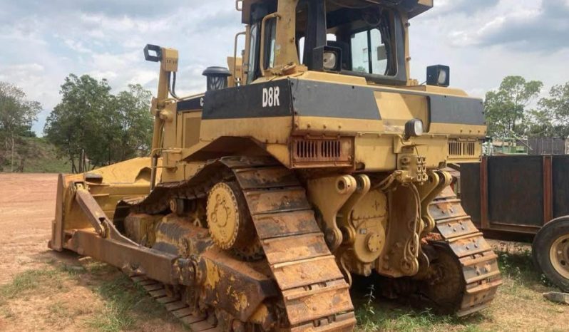 
								Bulldozer Caterpillar D8R completo									