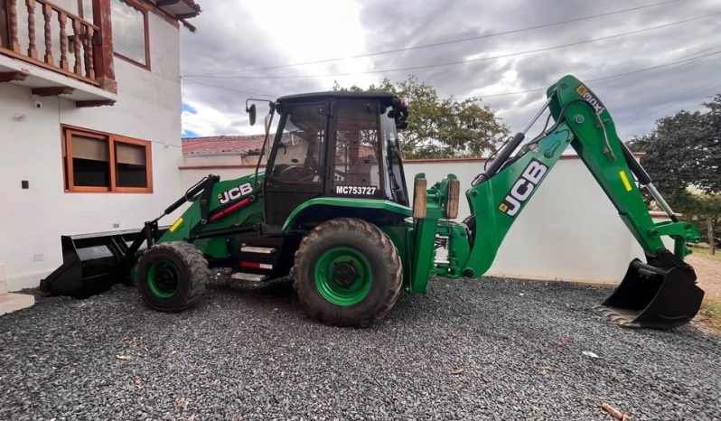 
								Retroexcavadora JCB 3CX año 2018 Horas 1300 completo									