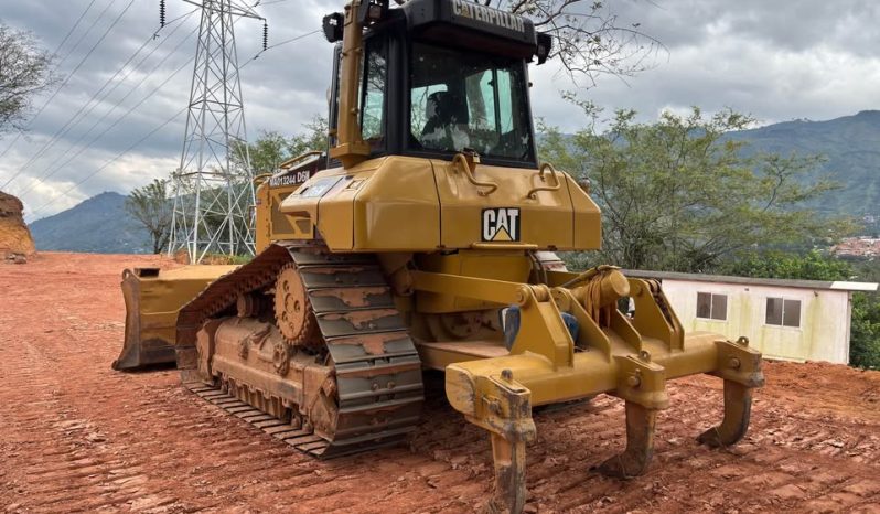 
								Bulldozer CAT D6N año 2009 horas 15000 ubicacion Colombia completo									