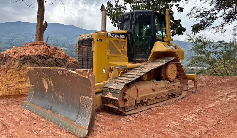 
								Bulldozer CAT D6N año 2009 horas 15000 ubicacion Colombia completo									