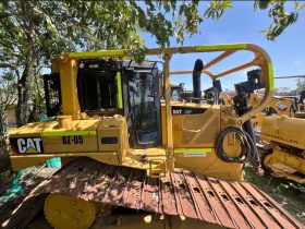 Bulldozer Caterpillar D6T GLP Año 2014 Horas 11300