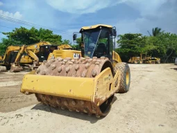 
										Vibrocompactador  Caterpillar CS12 GC año 2022 horas 3137 completo									