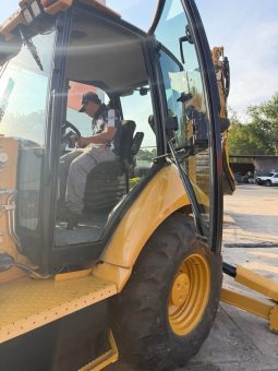 
										Retroexcavadora Caterpillar 420F año 2016 horas 1500 ubicacion Colombia completo									