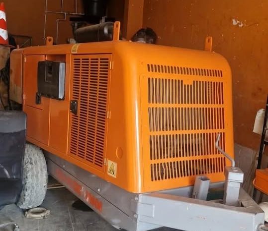 
								Bomba de concreto Cifa 506/309 año 2016 20 tubos completo									