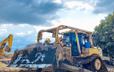 Bulldozer Caterpillar D6T año 2007