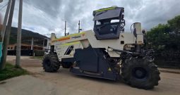 
										RECICLADORA WIRTGEN WR2500 S-FB completo									