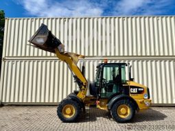 
										Cargador Caterpillar 906 M año 2019 horas 2570. Incluye cucharón y horquillas * Acoplamiento rápido hidráulico, ubicacion Europa completo									