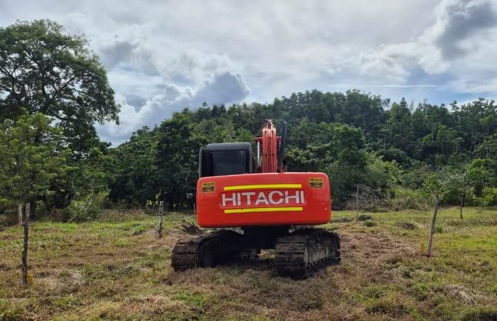 
								Excavadora Hitachi EX120 año 1992 completo									