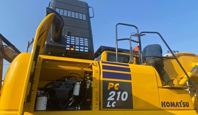 
								EXCAVADORA KOMATSU PC 210LC-8M año 2022 horas 3600 ubicacion Colombia completo									