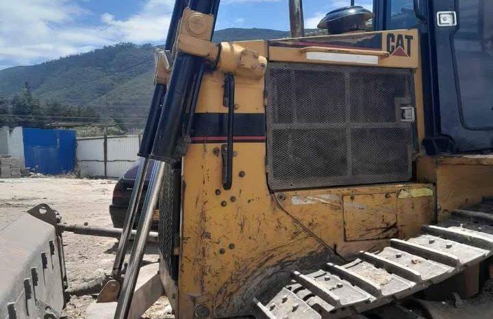 
								Bulldozer Caterpillar D6H Año 1995 bicacion Colombia completo									