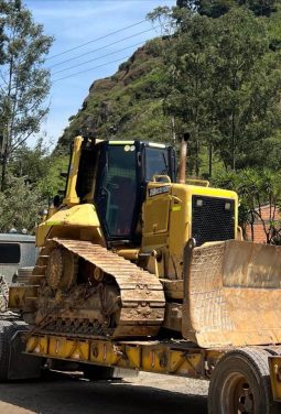 
										Bulldozer Caterpillar D6N año 2006 completo									