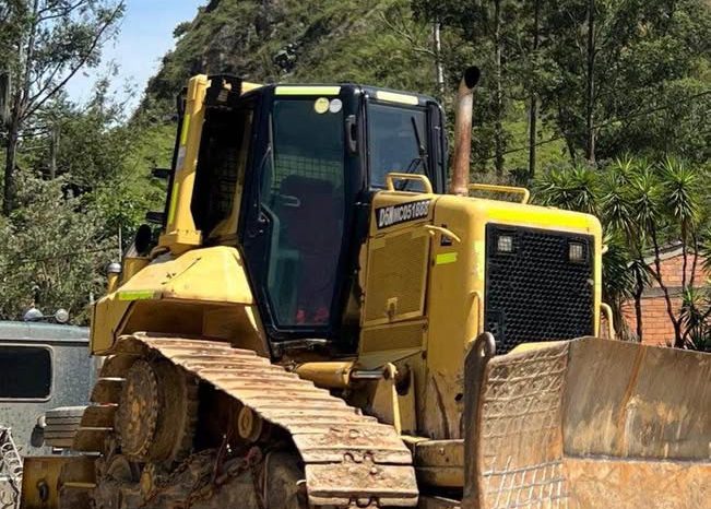 
								Bulldozer Caterpillar D6N año 2006 completo									