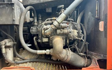 Excavadora Hitachi EX200-2 año 1992