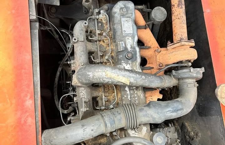
								Excavadora Hitachi EX200-2 año 1992 completo									