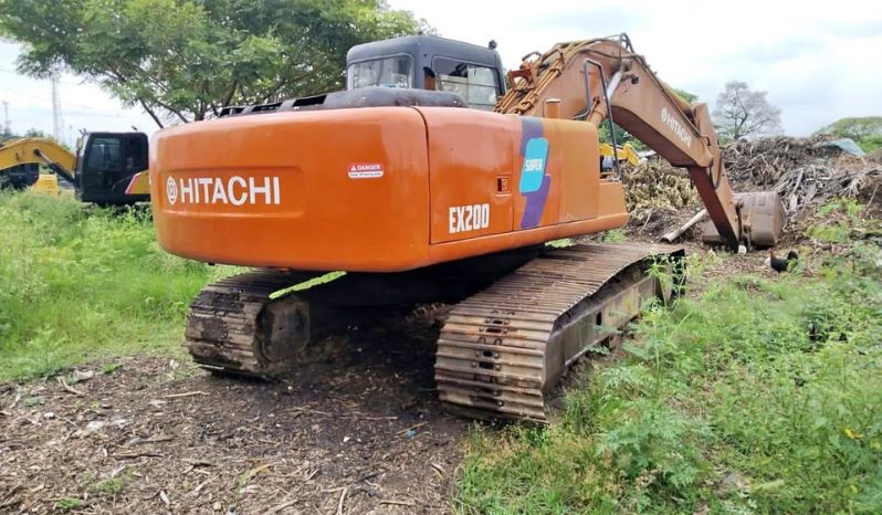 
								Excavadora Hitachi EX200-2 completo									