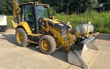 Retroexcavadora Caterpillar 420F2 IT año 2019