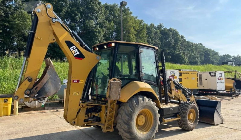 
								Retroexcavadora Caterpillar 420F2 IT año 2019 completo									