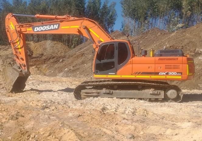 
								Excavadora Doosan DX 300 LCA año 2016 horas 12900 completo									