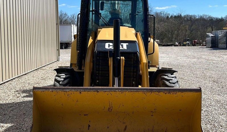 
								Retroexcavadora Caterpillar 420F2 2015 horas 1942 completo									