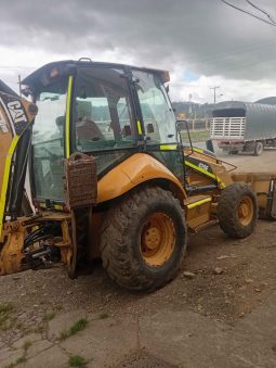 
										Retrocargador Caterpillar 420E año 2007 horas 11800 completo									