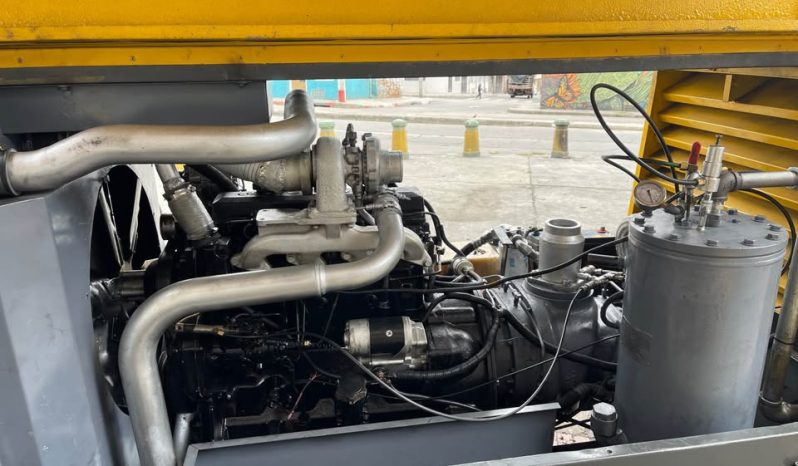 
								Compresor Atlas Copco 375 CFM año 2012 Motor Jhondeere 4045 turbo completo									