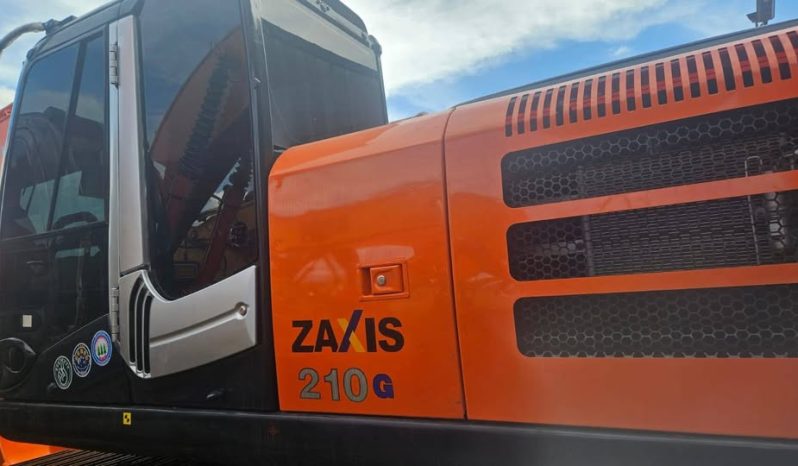 
								Excavadora Hitachi ZX210-3 6 cilindros año 2022 completo									