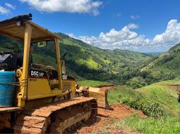 
										Bulldozer Caterpillar D5C año 2000  rodamiento 80% actualmente trabajando completo									