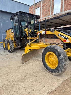 Motoniveladora Caterpillar 120 año 2020