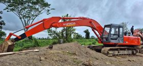Excavadora Hitachi EX200-1 año 1992