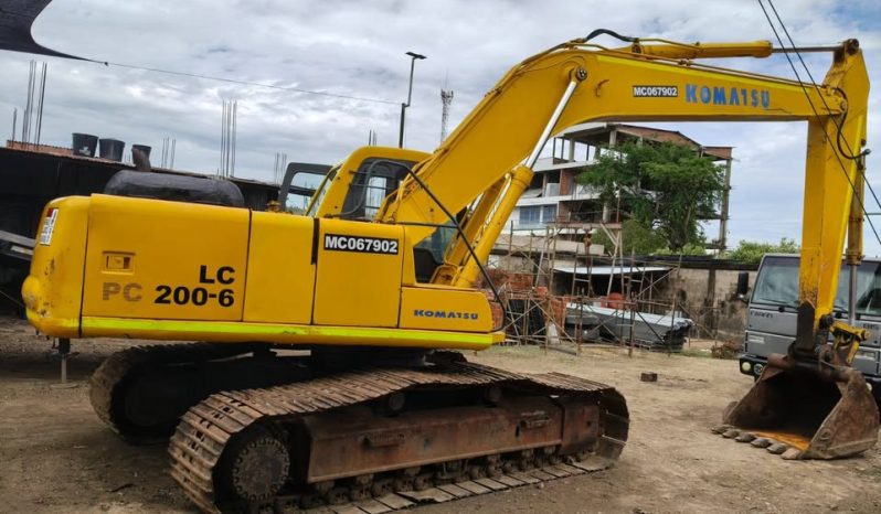
								Excavadora Komatsu Pc200-6 añoo1997 completo									