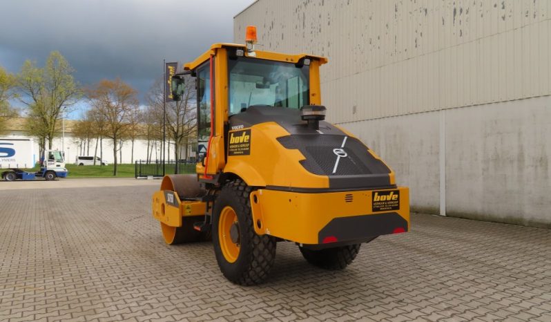 
								VIBROCOMPACTADOR VOLVO SD75B AÑO 2023 HORAS 264. completo									