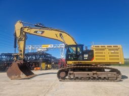 
										Exc Cat 374FL año 2019 peso 75 ton horas 8690 completo									